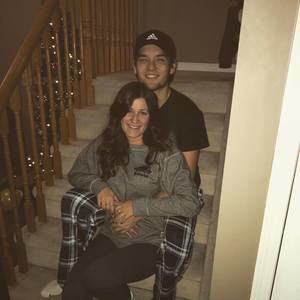 Meet your Posher, Casey